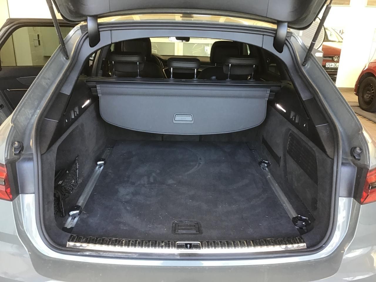 Fahrzeugabbildung Audi A6 Avant 50 TDI quattro tiptronic S line Matrix