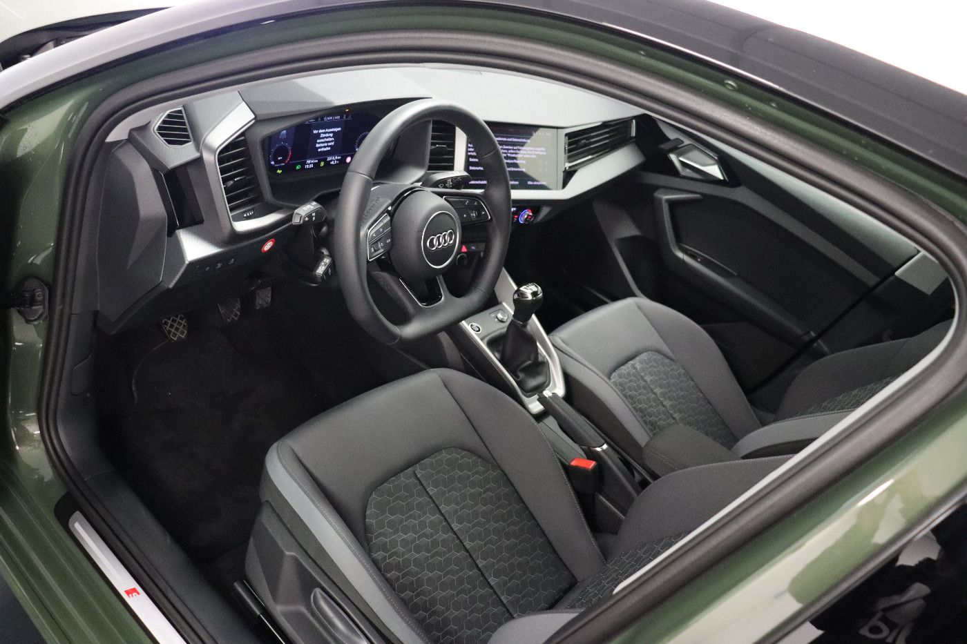 Fahrzeug autohaus mense Fahrzeugabbildung Audi A1 Sportback 25 TFSI S-Line LED|Navi|VirtualCP