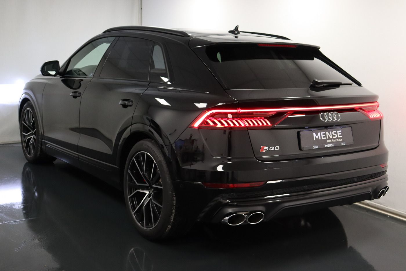 Fahrzeug autohaus mense Fahrzeugabbildung Audi SQ8 4.0 TFSI Quattro tiptronic Matrix|AHK|HUD|Lu