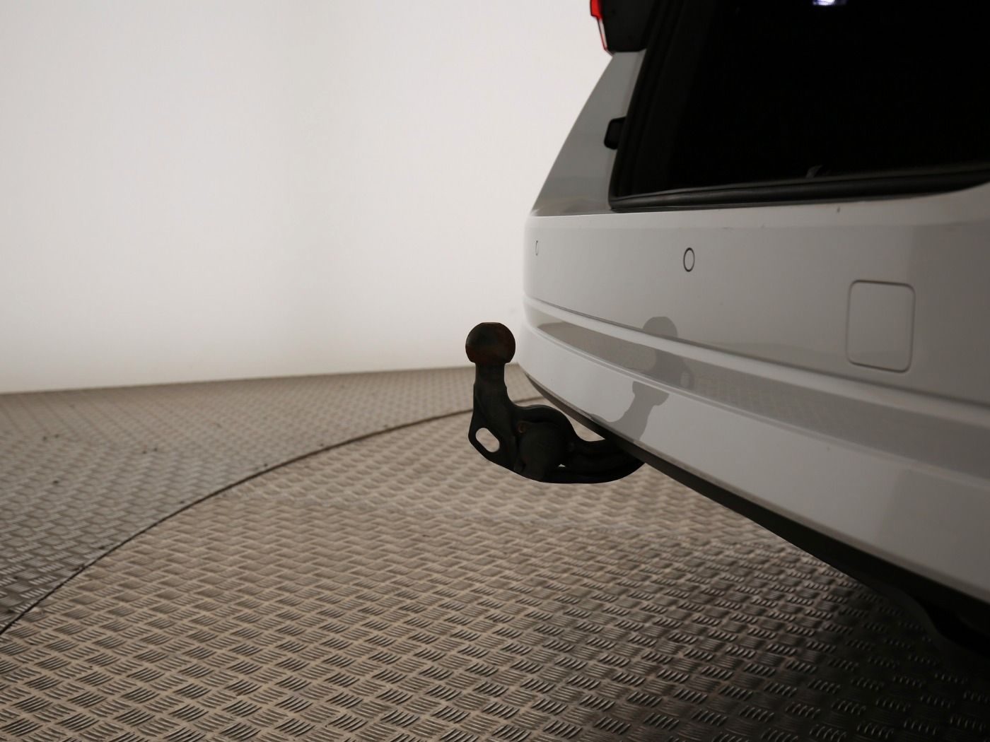 Fahrzeugabbildung SKODA Octavia Combi 2.0 TDI Tour AHK|Standhzg|4xSHZG