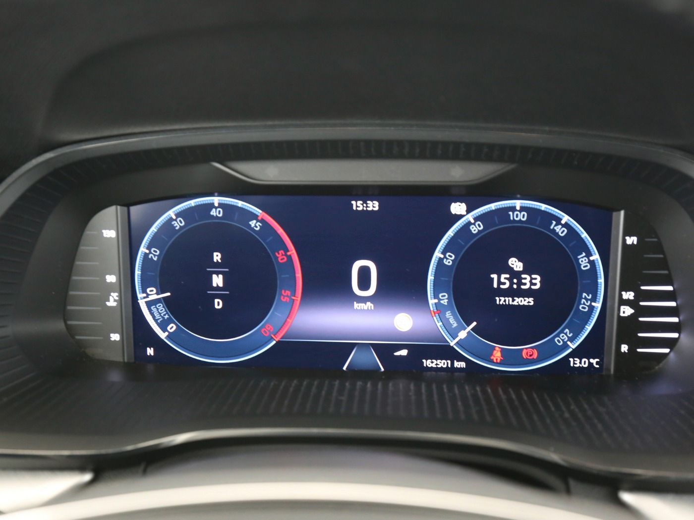 Fahrzeugabbildung SKODA Octavia Combi 2.0 TDI Tour AHK|Standhzg|4xSHZG