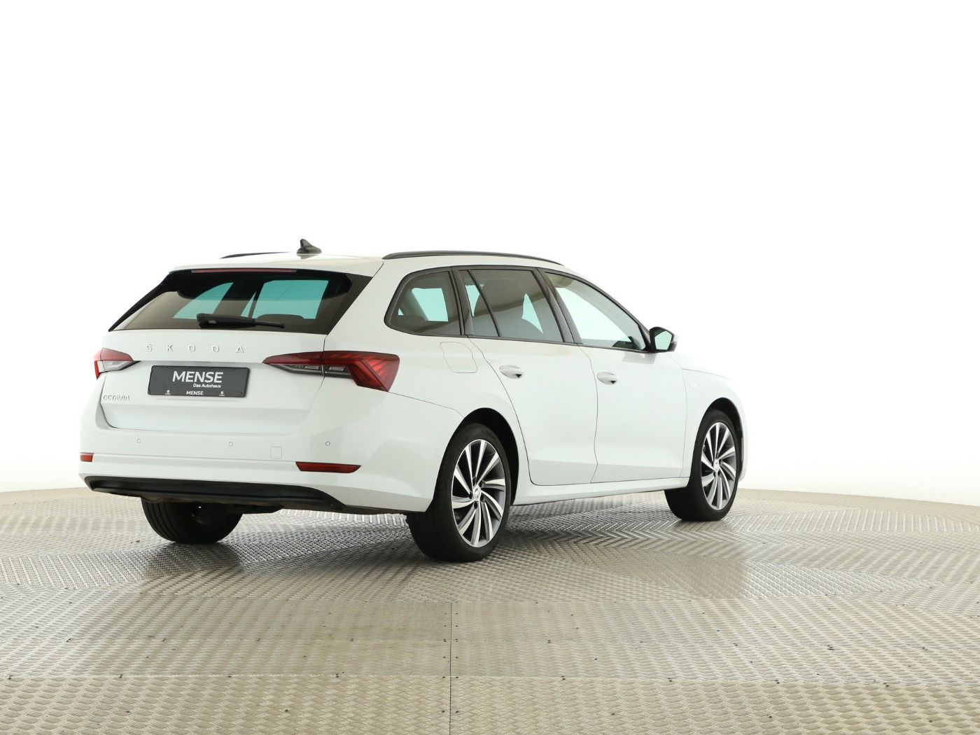 Fahrzeugabbildung SKODA Octavia Combi 2.0 TDI Tour AHK|Standhzg|4xSHZG