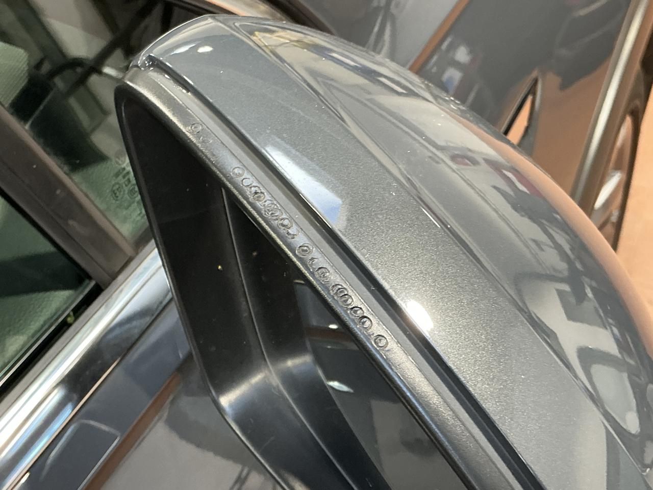 Fahrzeugabbildung Volkswagen Tiguan 2.0 TDI R-line Matrix|CarPlay|AHK|Pano|SD