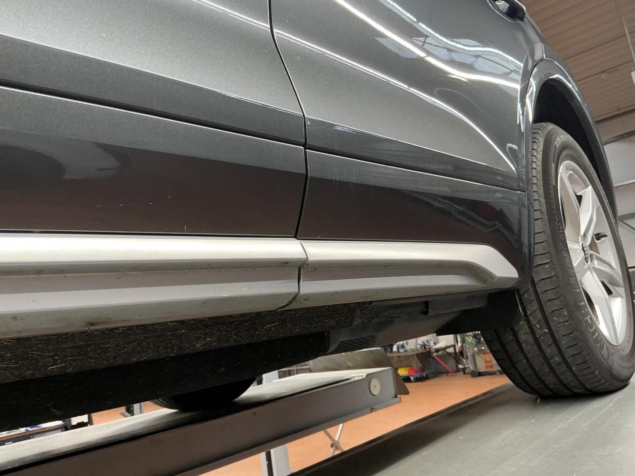 Fahrzeugabbildung Audi Q5 50 TFSI e quattro S tronic S line Matrix|AHK