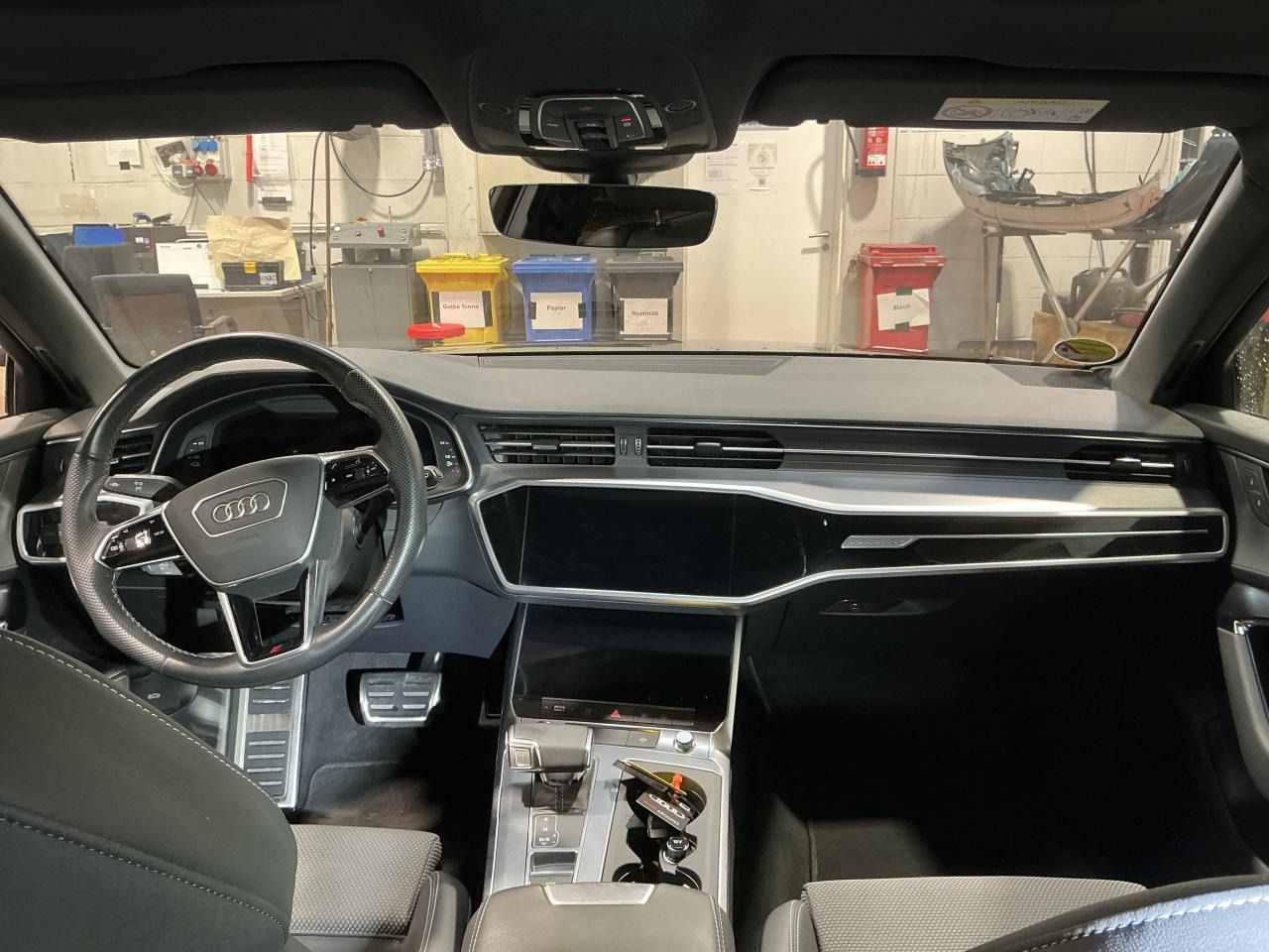 Fahrzeug autohaus mense Fahrzeugabbildung Audi A6 Avant 50 TFSIe Quattro S tronic S line AHK