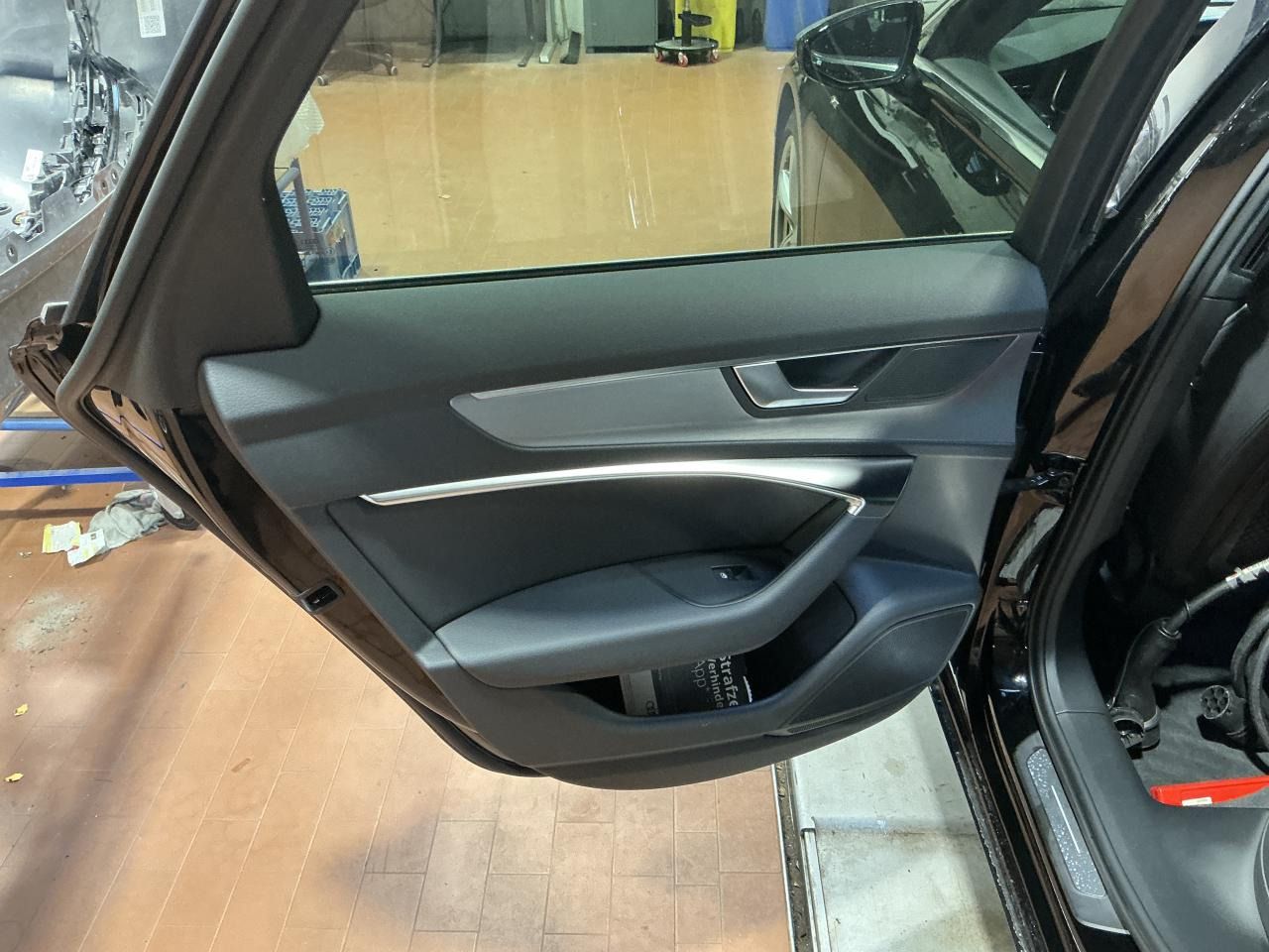 Fahrzeug autohaus mense Fahrzeugabbildung Audi A6 Avant 50 TFSIe quattro S tronic S line AHK