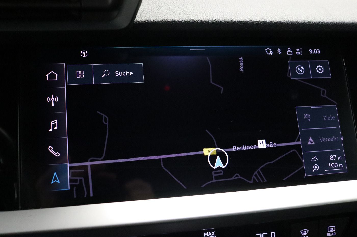 Fahrzeugabbildung Audi A3 Limousine 35 TFSI S tronic S line CarPlay|ACC