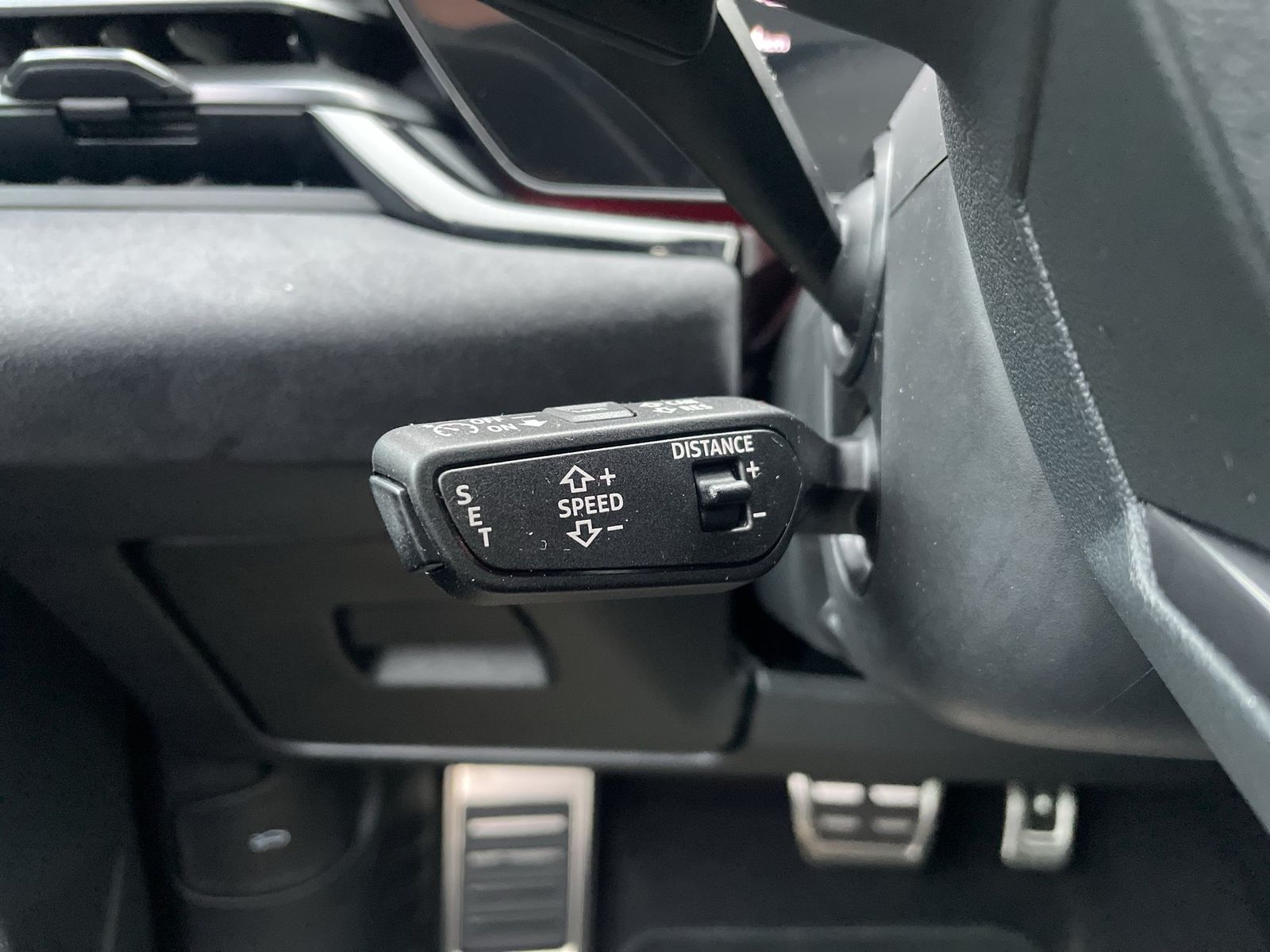 Fahrzeugabbildung Audi A5 Avant e-hybrid quattro 270 kW S tronic Matrix