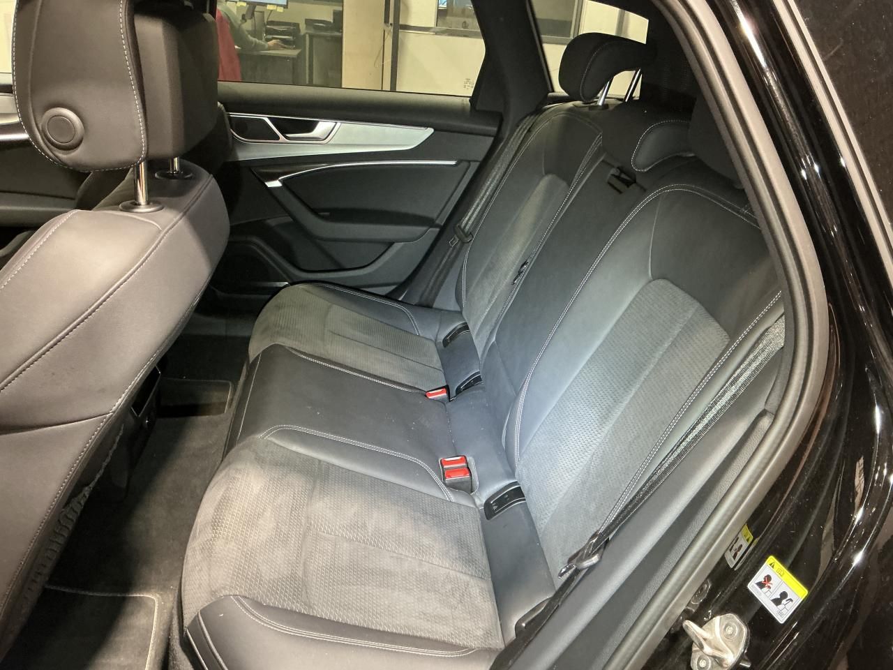 Fahrzeug autohaus mense Fahrzeugabbildung Audi A6 Avant 55 TFSI e quattro S tronic S-Line B&O