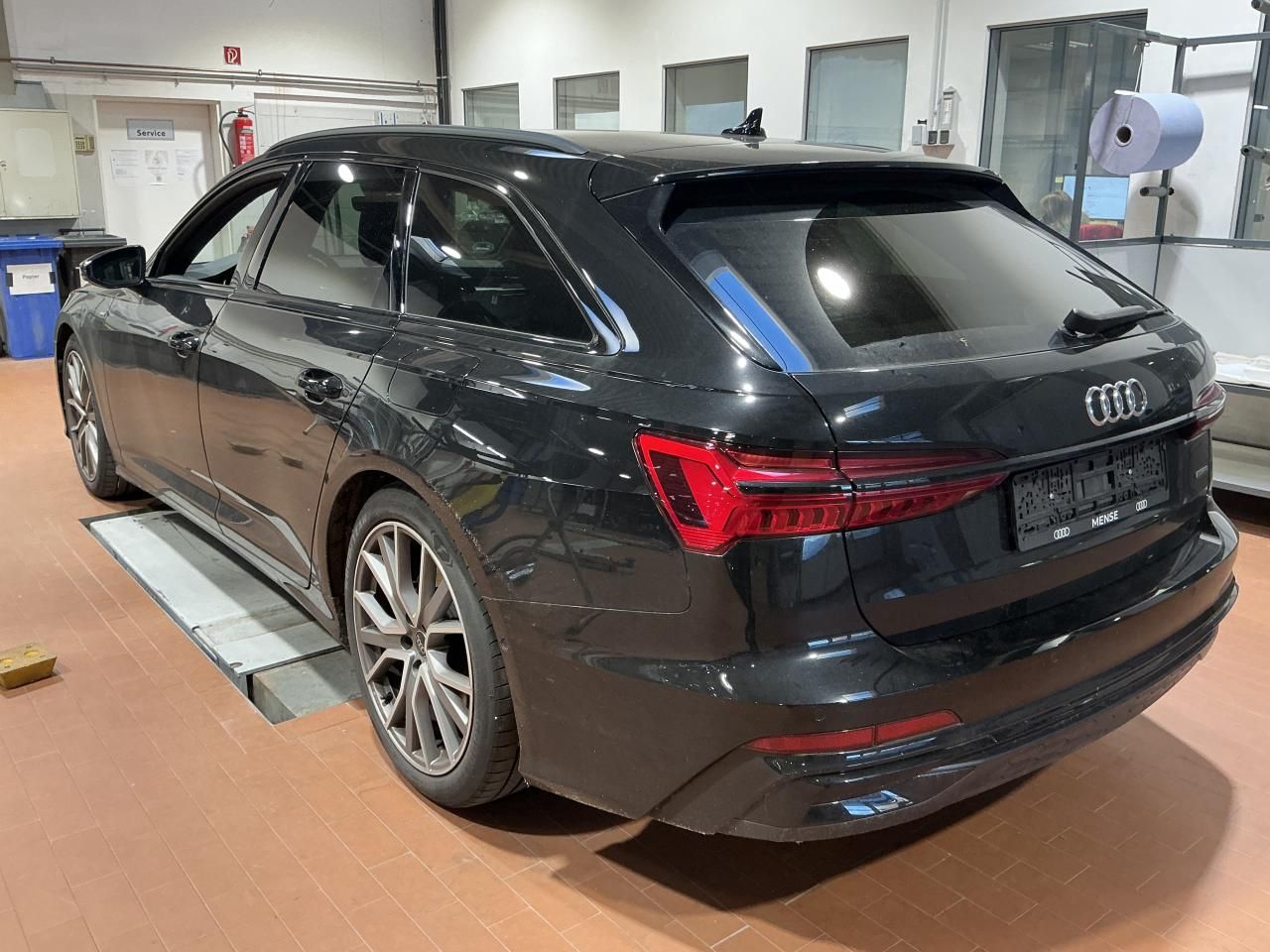 Fahrzeug autohaus mense Fahrzeugabbildung Audi A6 Avant 55 TFSI e quattro S tronic S-Line B&O