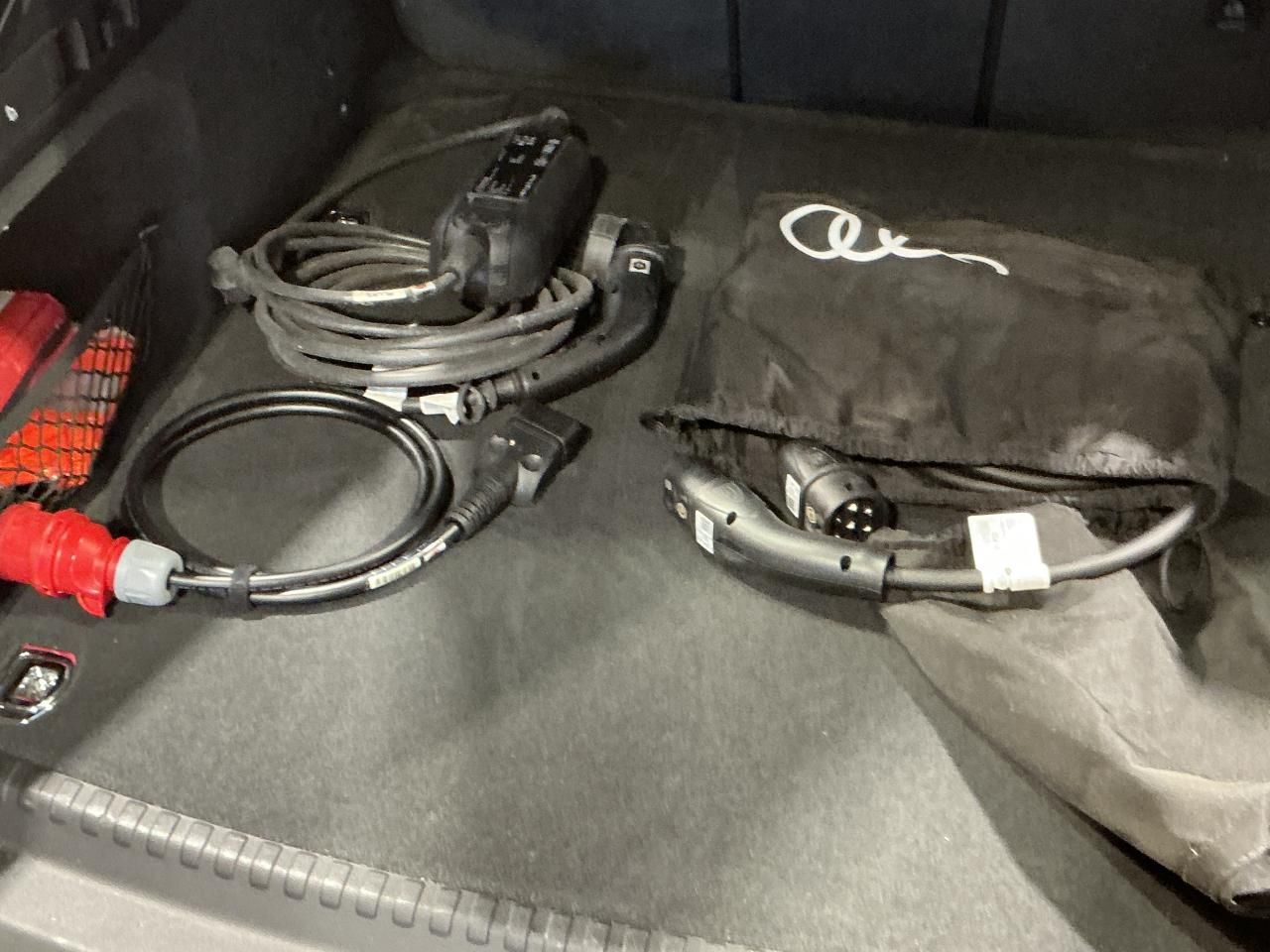 Fahrzeug autohaus mense Fahrzeugabbildung Audi A6 Avant 55 TFSI e quattro S tronic S-Line B&O