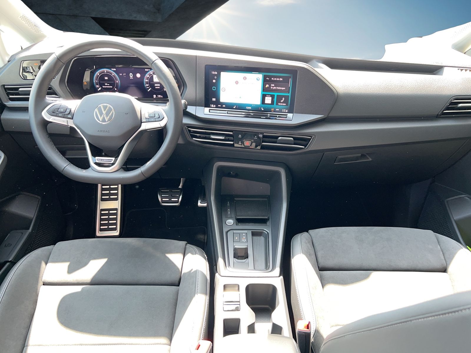 Fahrzeugabbildung Volkswagen Caddy Life PanAmericana 2.0 l TDI 90 kW DSG