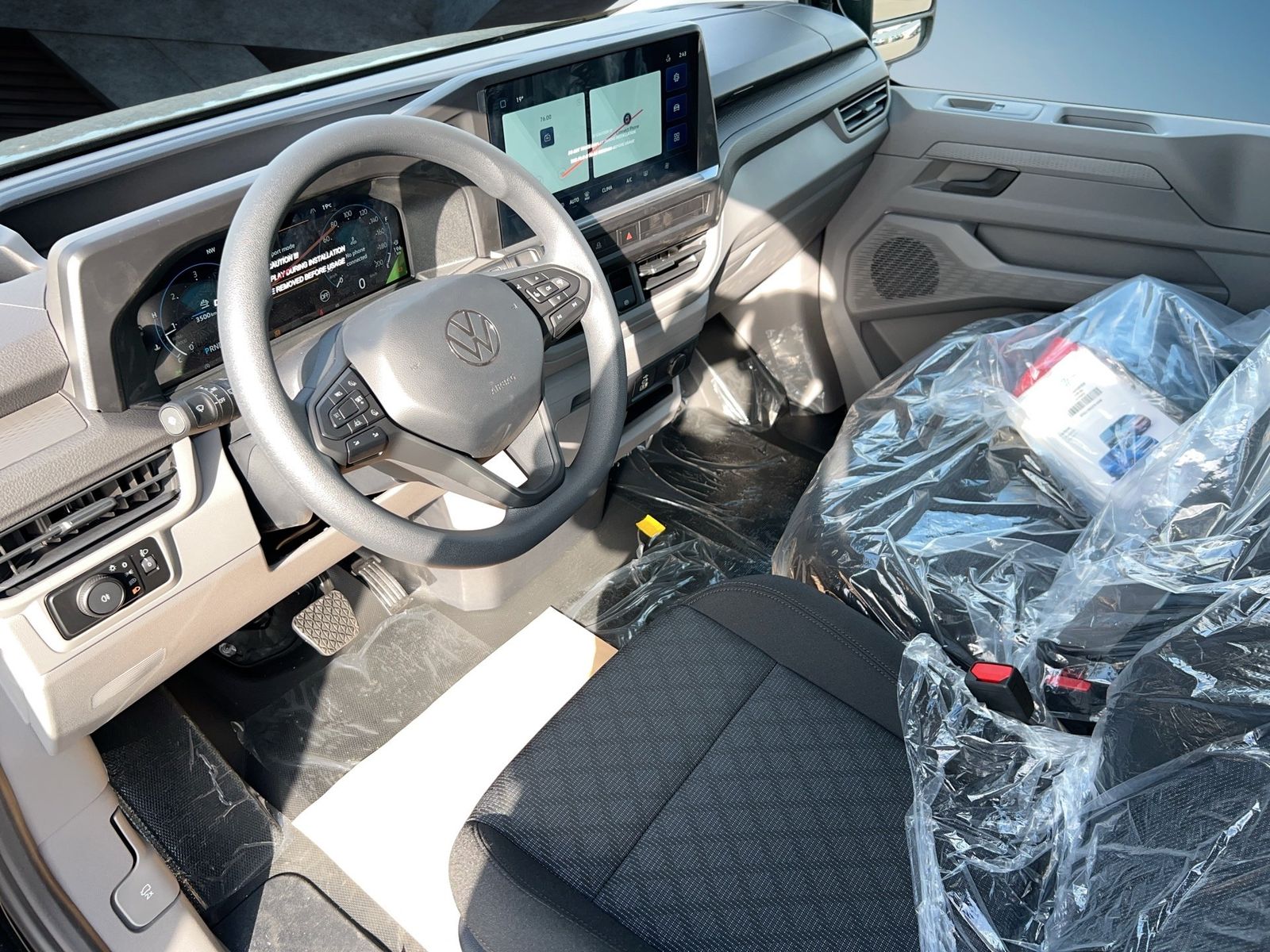 Fahrzeugabbildung Volkswagen NFZ Transporter Kombi Motor: 2.0 l TDI 110 kW Ge