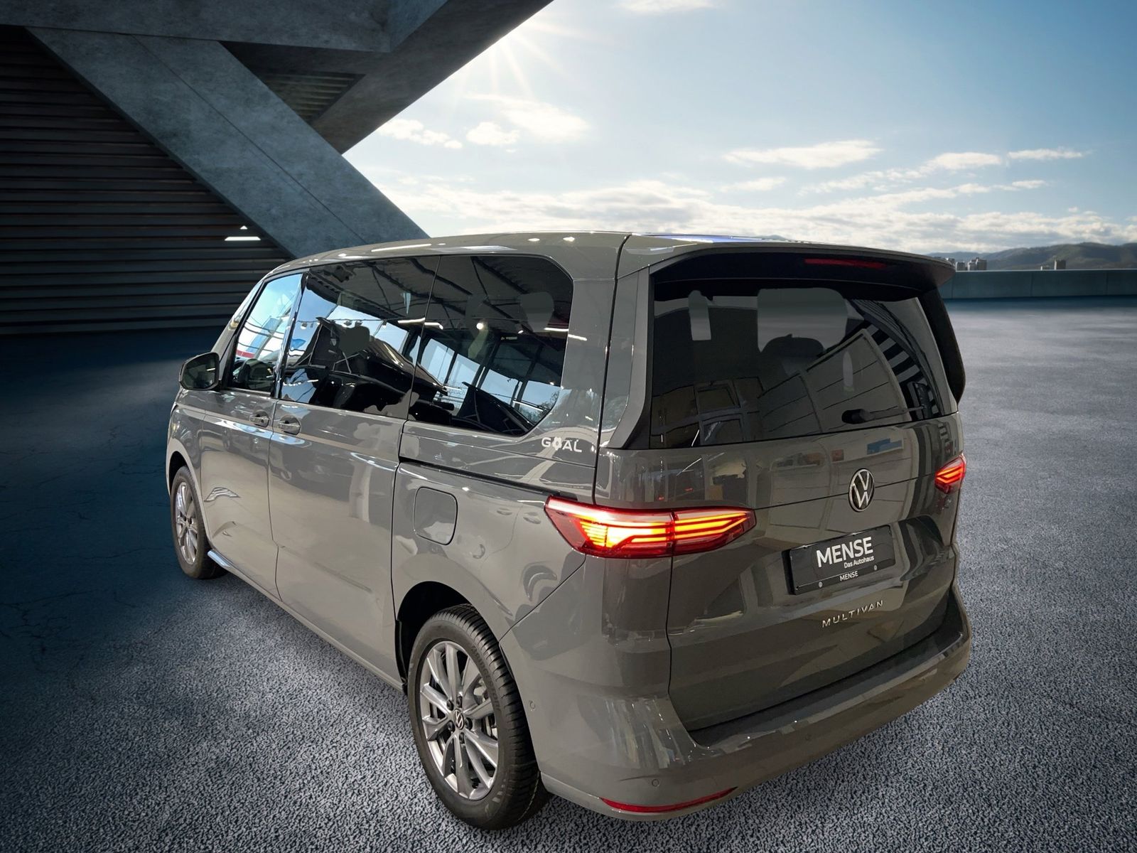 Fahrzeug autohaus mense Fahrzeugabbildung Volkswagen Multivan Life Motor: 2.0 l TDI SCR 110 kW Getrie