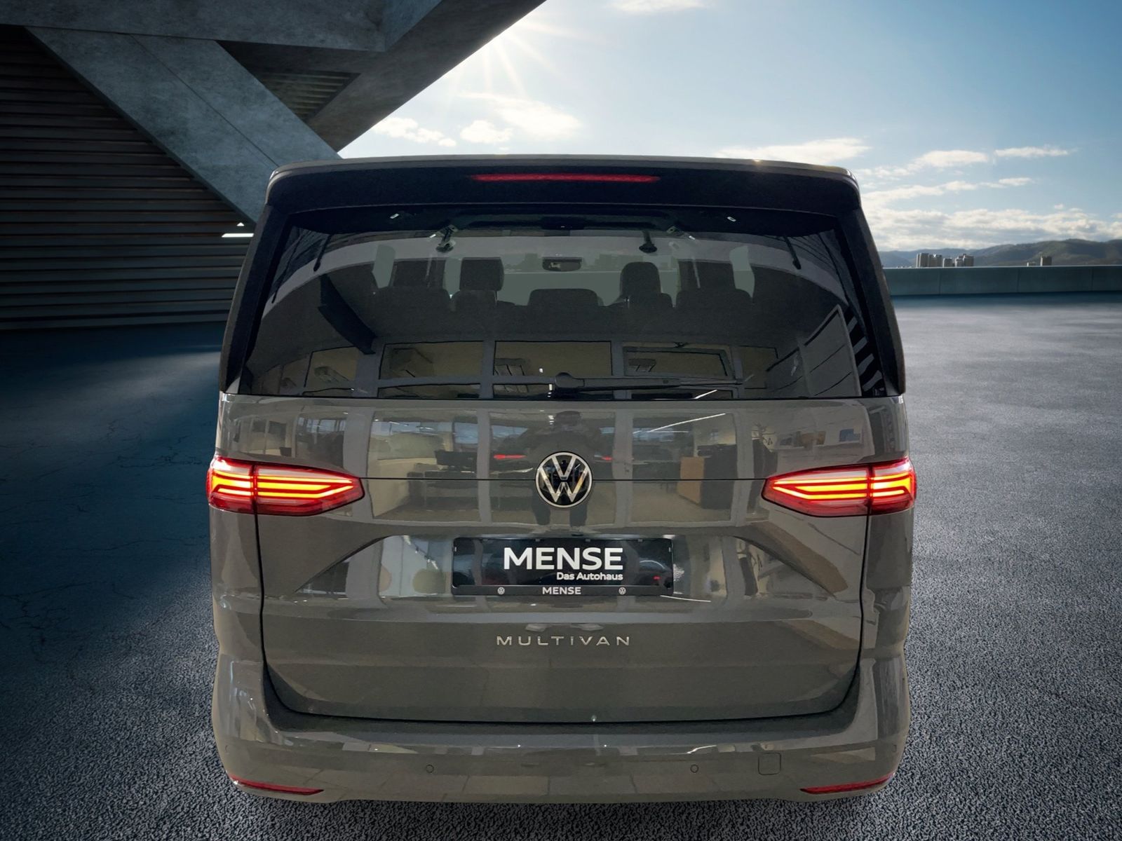 Fahrzeug autohaus mense Fahrzeugabbildung Volkswagen Multivan Life Motor: 2.0 l TDI SCR 110 kW Getrie