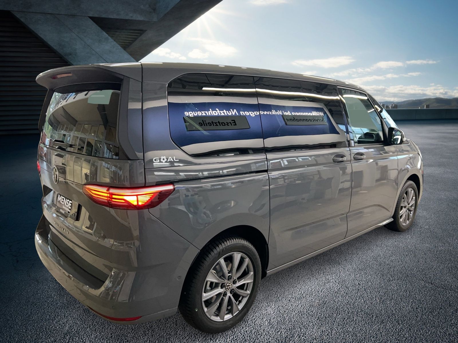 Fahrzeug autohaus mense Fahrzeugabbildung Volkswagen Multivan Life Motor: 2.0 l TDI SCR 110 kW Getrie