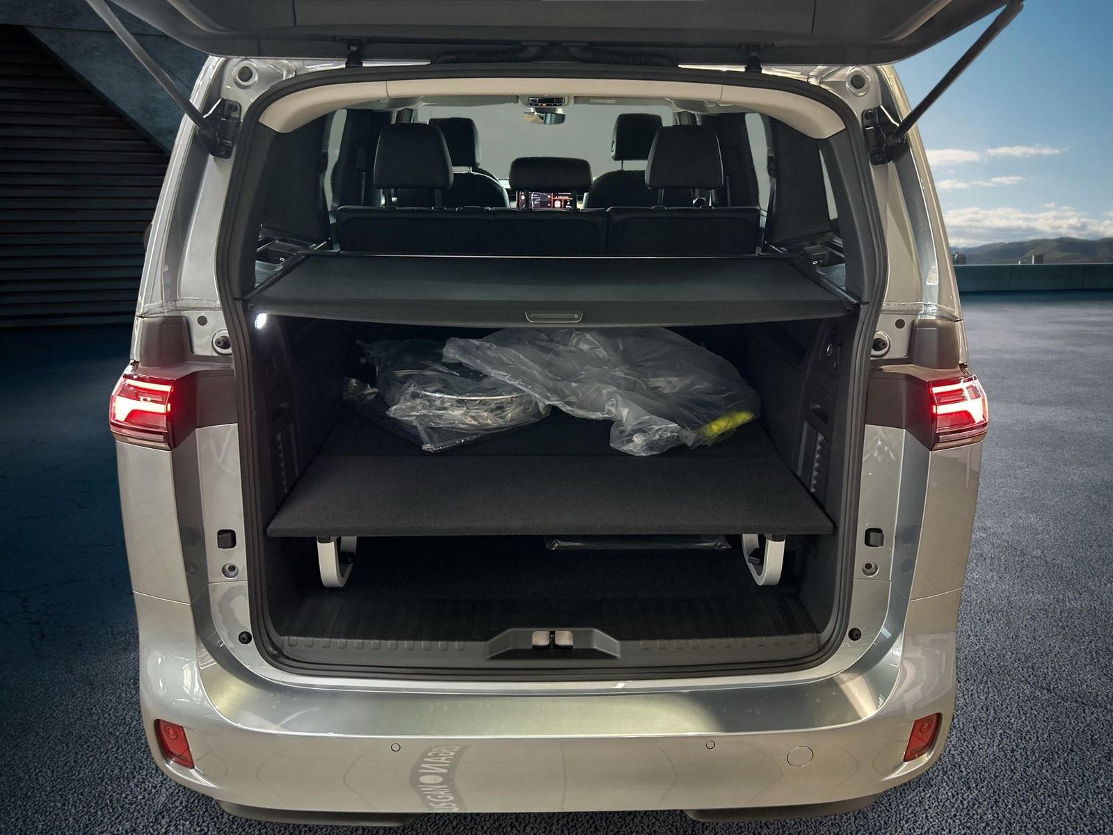 Fahrzeugabbildung Volkswagen ID. Buzz Pro kurzer Radstand Motor: 79 kWh Getri