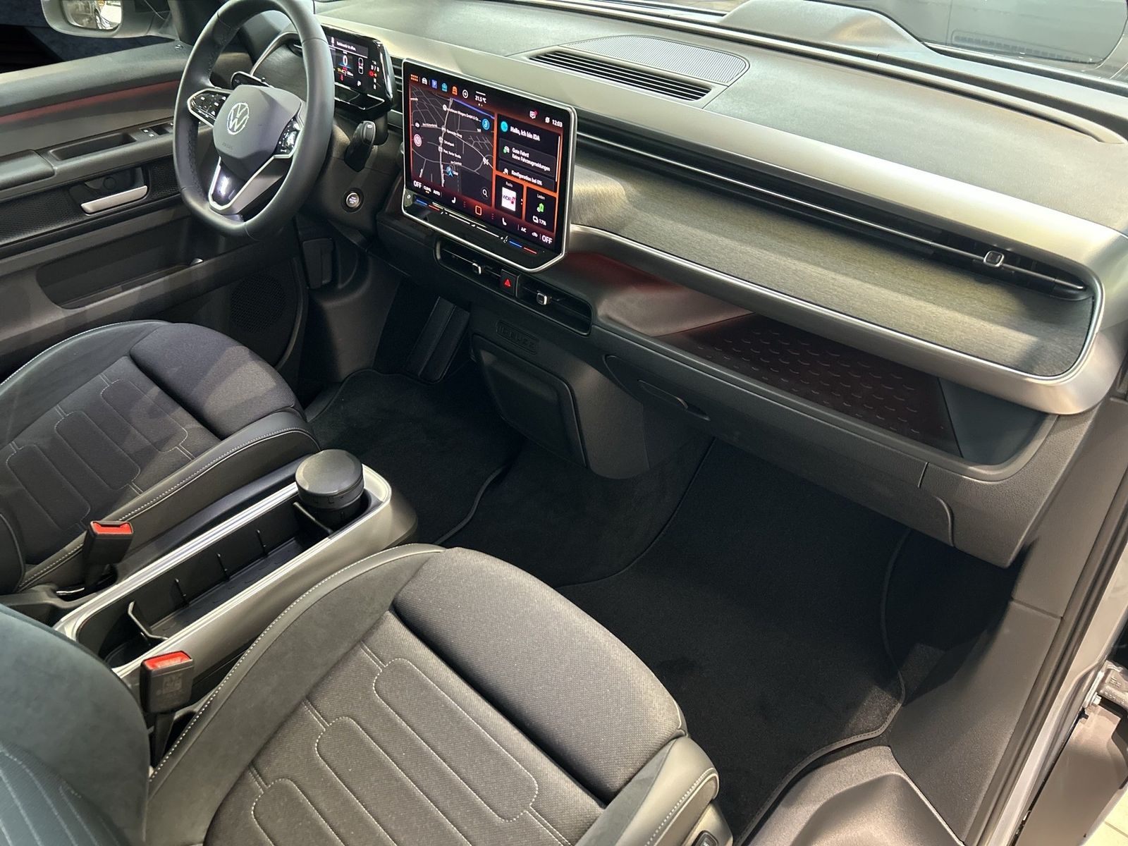 Fahrzeugabbildung Volkswagen ID. Buzz Pro kurzer Radstand Motor: 79 kWh Getri