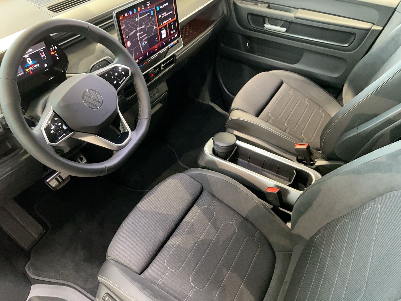 Fahrzeugabbildung Volkswagen ID. Buzz Pro kurzer Radstand Motor: 79 kWh Getri