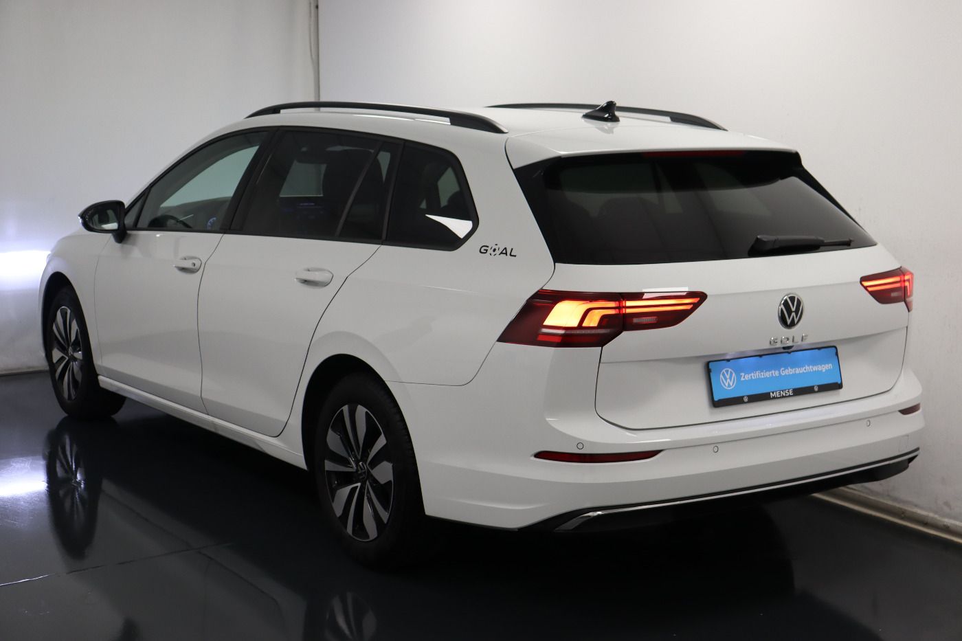 Fahrzeug autohaus mense Fahrzeugabbildung Volkswagen Golf VIII Variant 1.5 TSI Goal CarPlay|AHK|ACC
