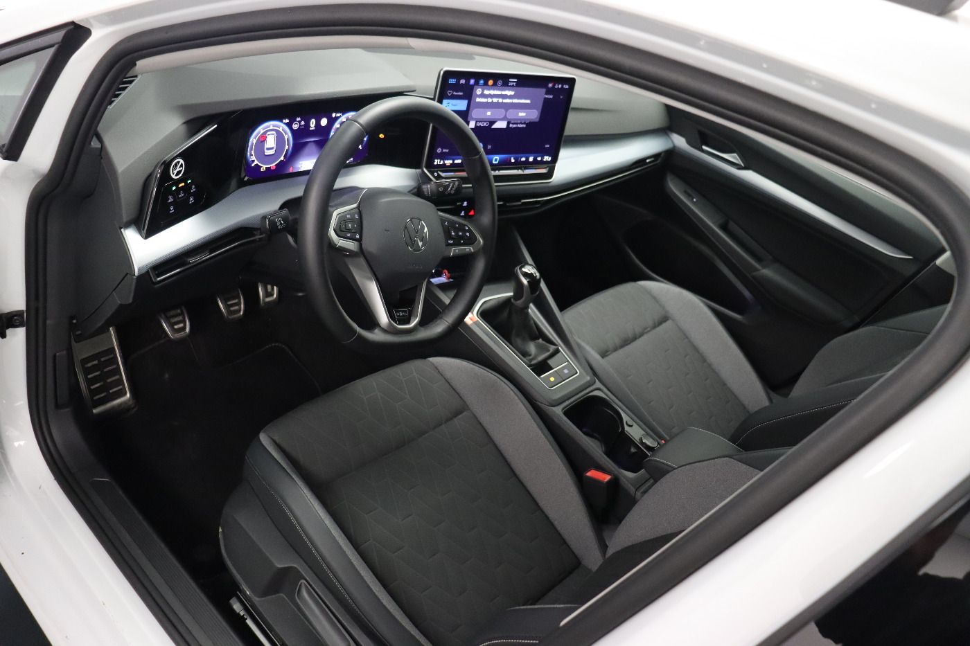 Fahrzeug autohaus mense Fahrzeugabbildung Volkswagen Golf VIII Variant 1.5 TSI Goal CarPlay|AHK|ACC