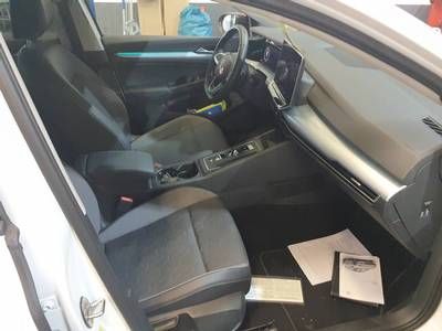 Fahrzeugabbildung Volkswagen Golf VIII 2.0 TDI DSG Goal CarPlay|AHK|ACC|LED