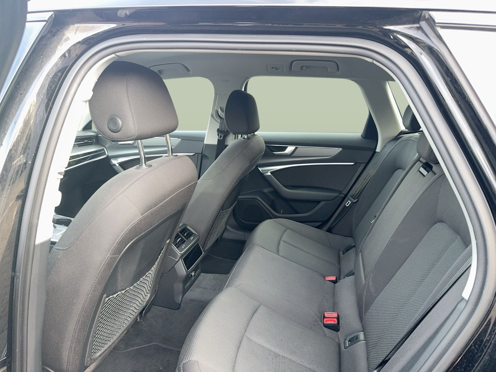 Fahrzeugabbildung Audi A6 Avant 40 TDI Quattro S tronic ACC|LED|Navi