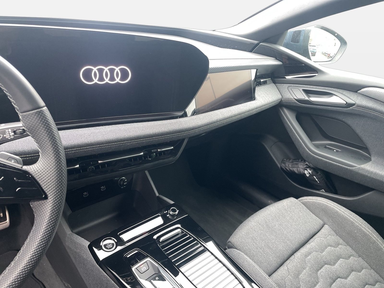 Fahrzeugabbildung Audi A6 Avant e-tron quattro S-Line AHK|Standhzg|ACC|