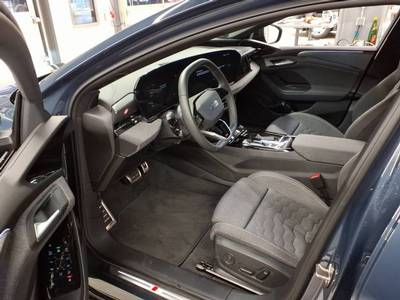 Fahrzeugabbildung Audi A6 Avant e-tron quattro S-Line AHK|Standhzg|ACC|