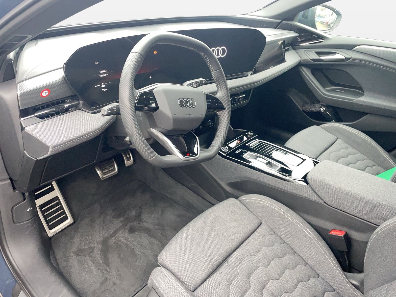 Fahrzeugabbildung Audi A6 Avant e-tron quattro S-Line AHK|Standhzg|ACC|