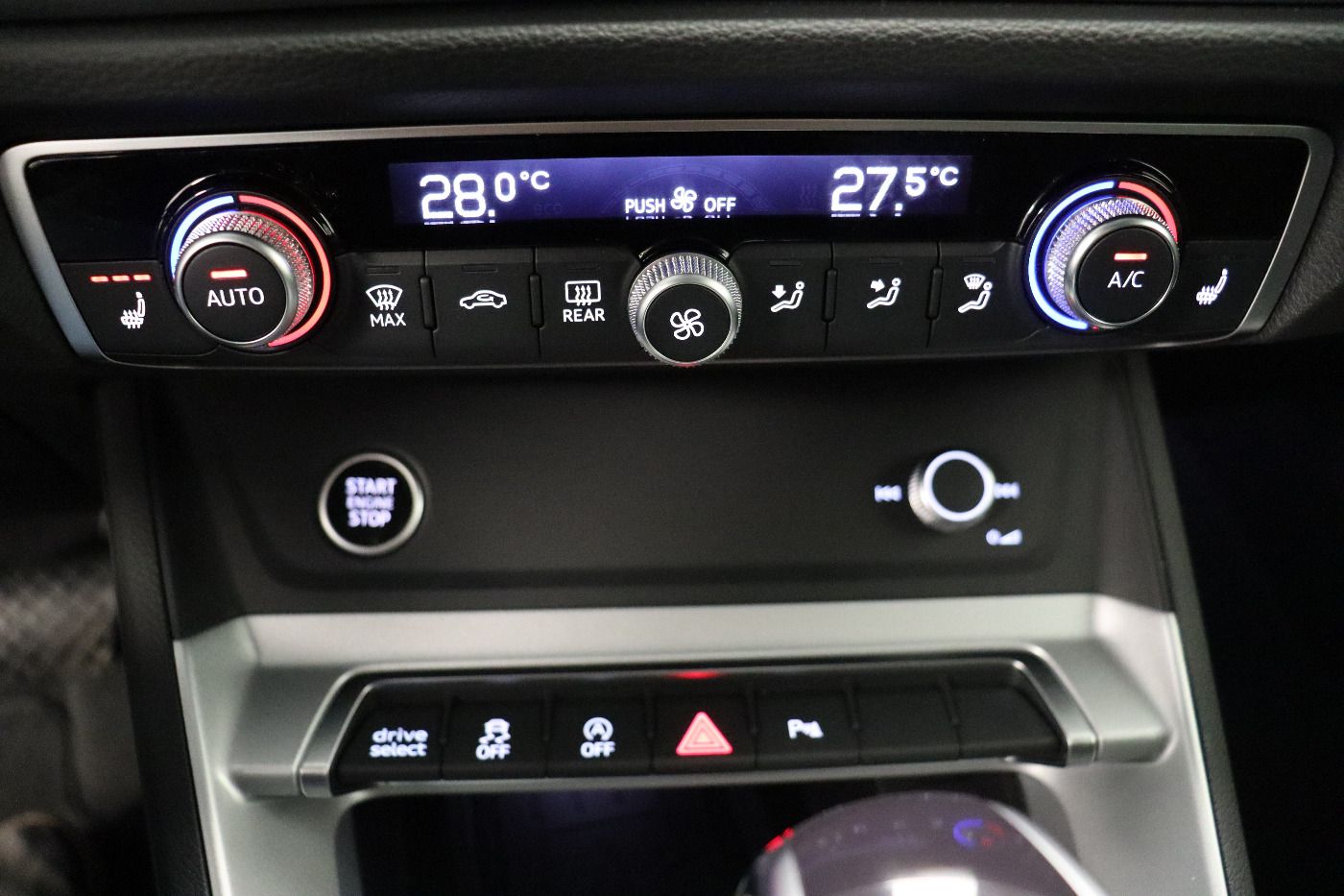 Fahrzeugabbildung Audi Q3 Sportback 35 TFSI S tronic S-Line AHK|ACC|LED