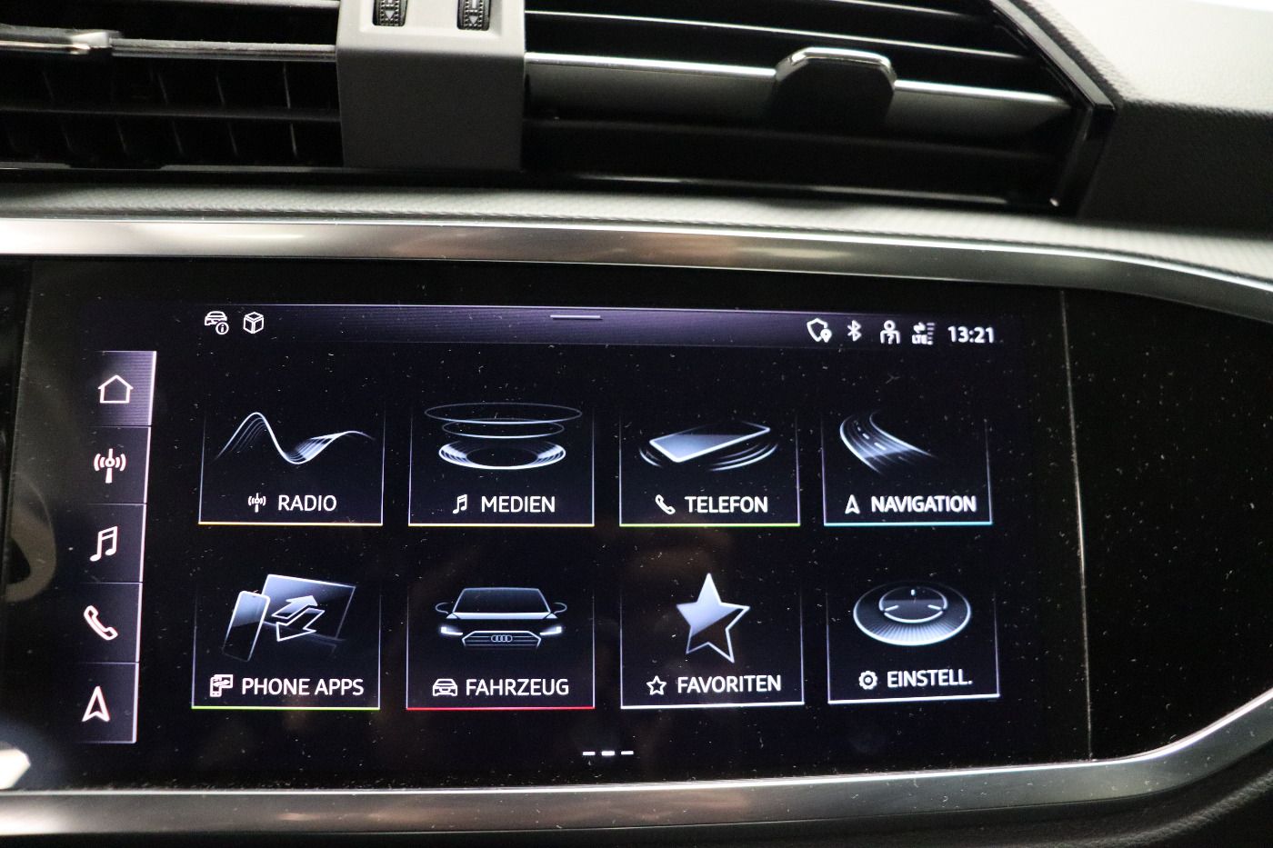 Fahrzeugabbildung Audi Q3 Sportback 35 TFSI S tronic S-Line AHK|ACC|LED