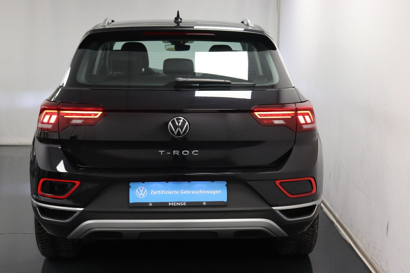 Fahrzeugabbildung Volkswagen T-Roc 2.0 TDI Style CarPlay|Standhzg|ACC|LED|PDC
