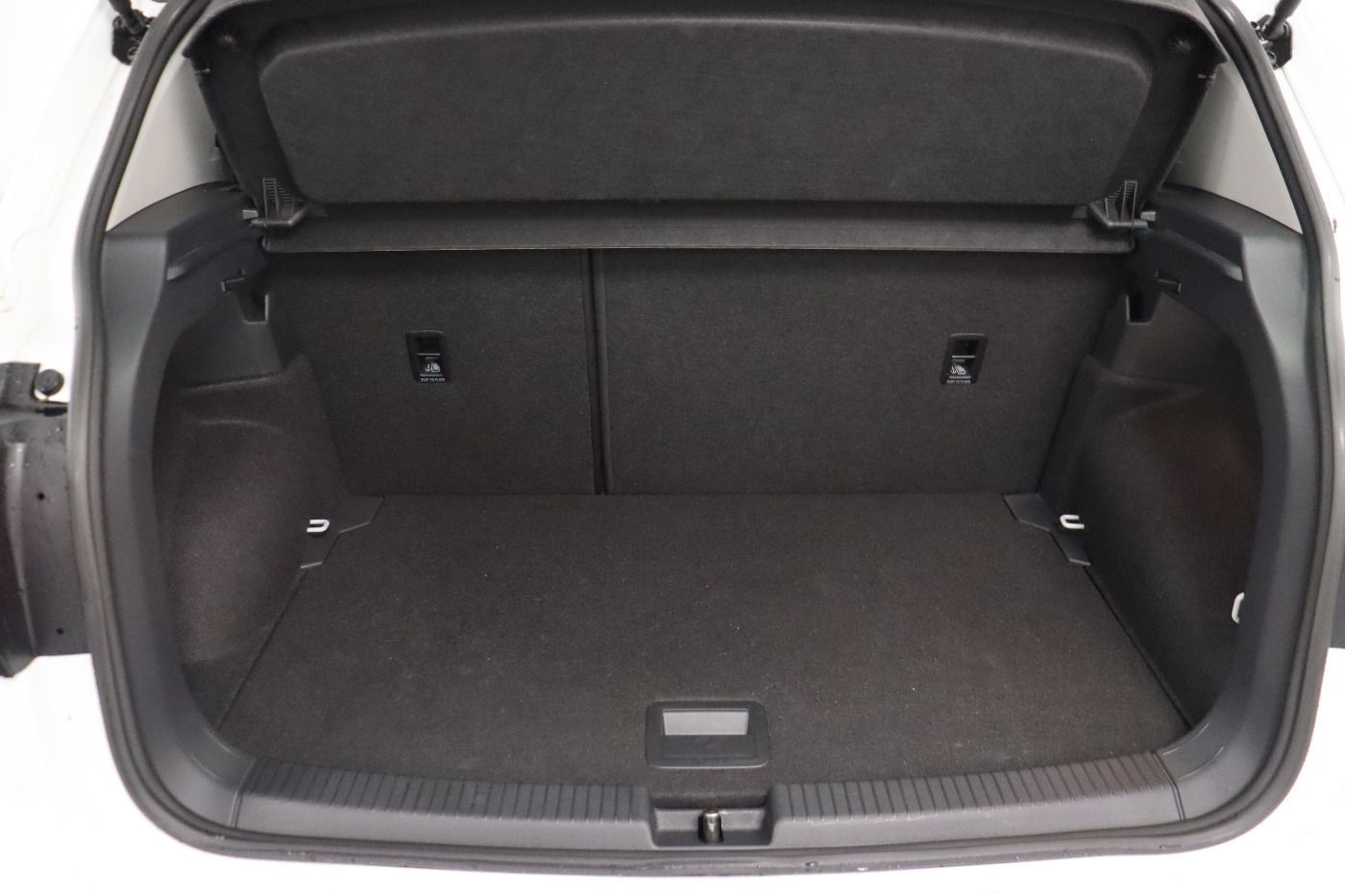 Fahrzeug autohaus mense Fahrzeugabbildung Volkswagen T-Cross 1.0 TSI Life Goal CarPlay|AHK|ACC|LED|LM