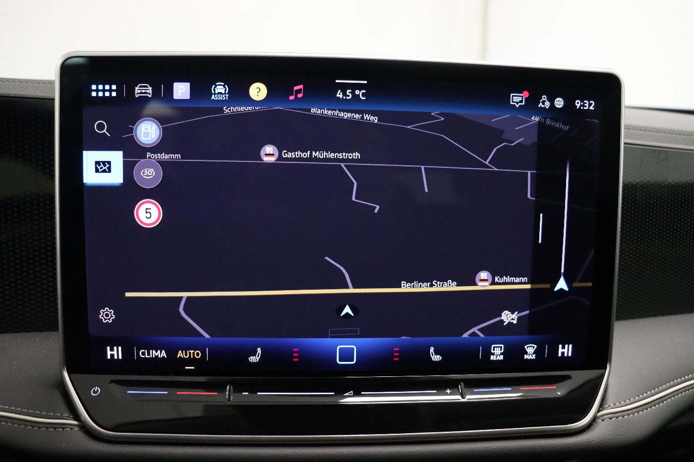 Fahrzeugabbildung Volkswagen Passat Variant 1.5 eTSI DSG Business CarPlay|AHK