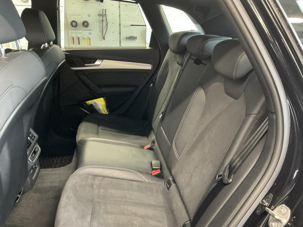 Fahrzeug autohaus mense Fahrzeugabbildung Audi Q5 40 TDI quattro S tronic S line Matrix|CarPlay