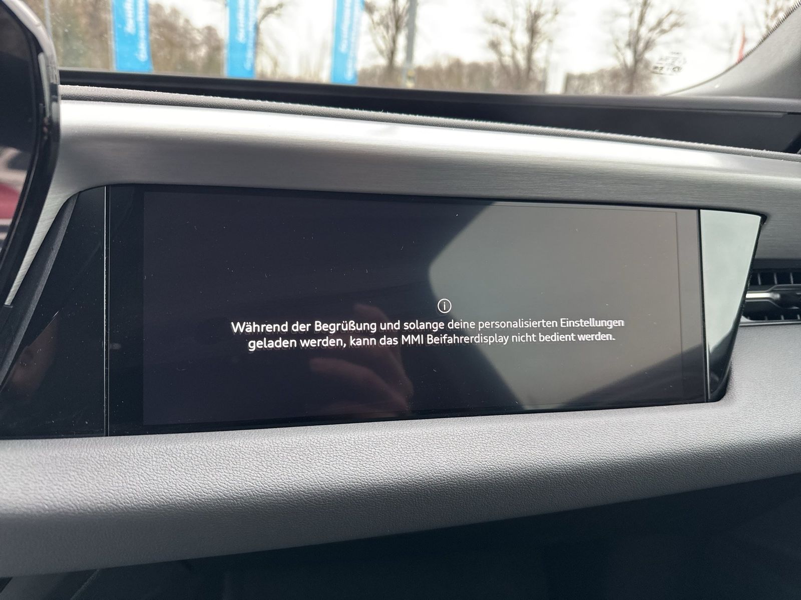 Fahrzeug autohaus mense Fahrzeugabbildung Audi A6 Avant e-tron AHK|Standhzg|4xSHZG|ACC|LED|PDC