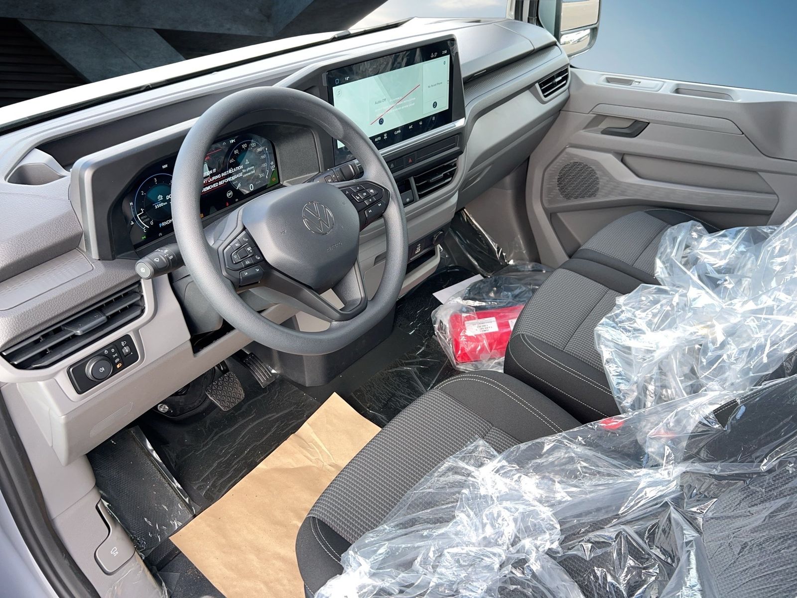 Fahrzeug autohaus mense Fahrzeugabbildung Volkswagen Transporter Kasten 2.0 TDI W Plus LR CarPlay|AHK