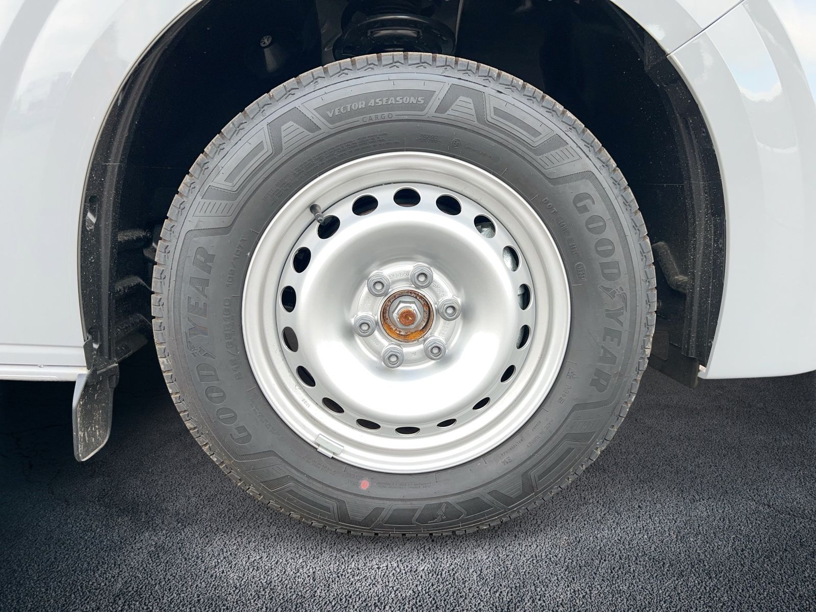 Fahrzeug autohaus mense Fahrzeugabbildung Volkswagen Transporter Kasten 2.0 TDI W Plus LR CarPlay|AHK