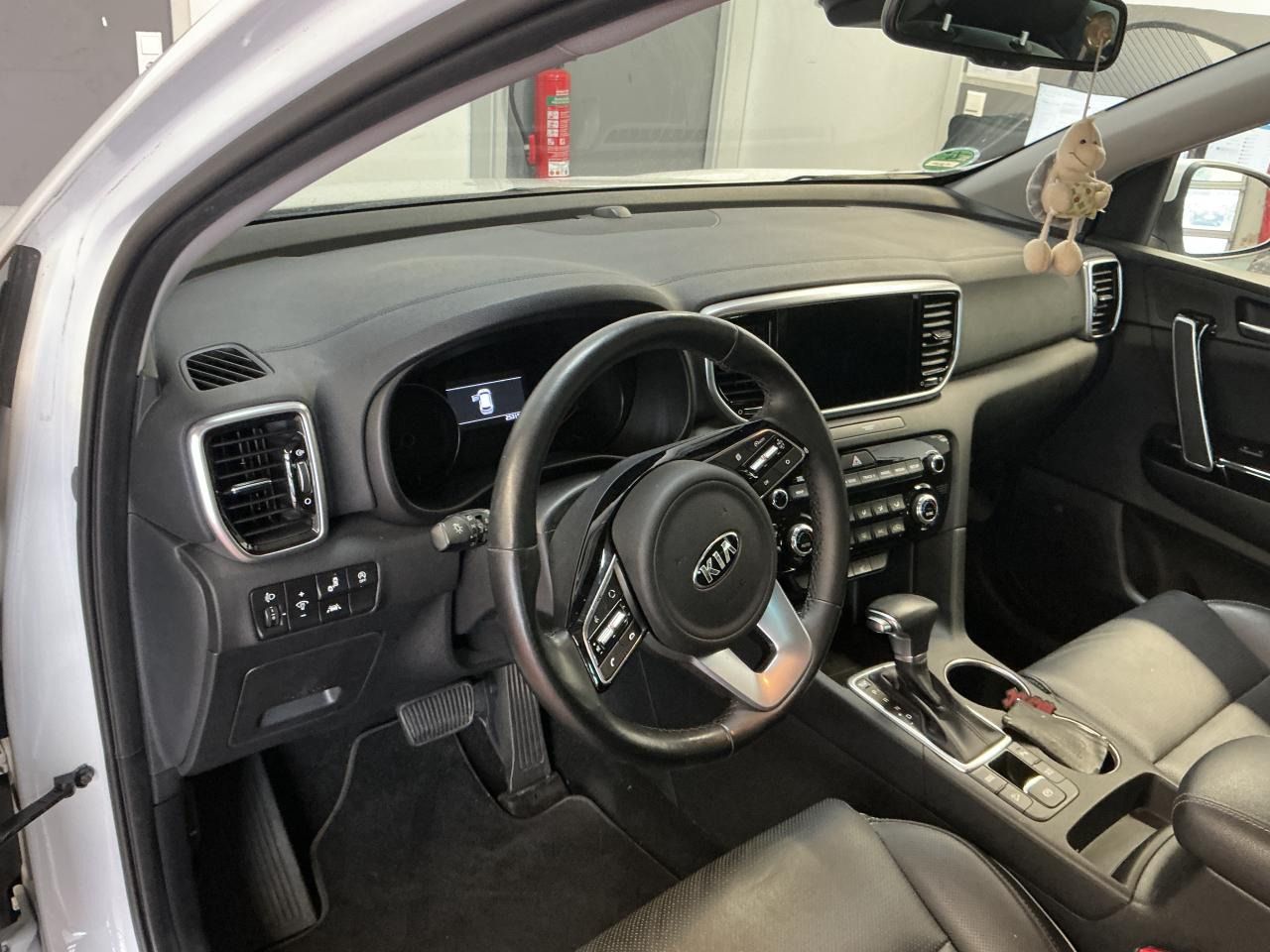 Fahrzeugabbildung Kia Sportage 1.6 T-GDI Automatik Vision 4xSHZG|Navi