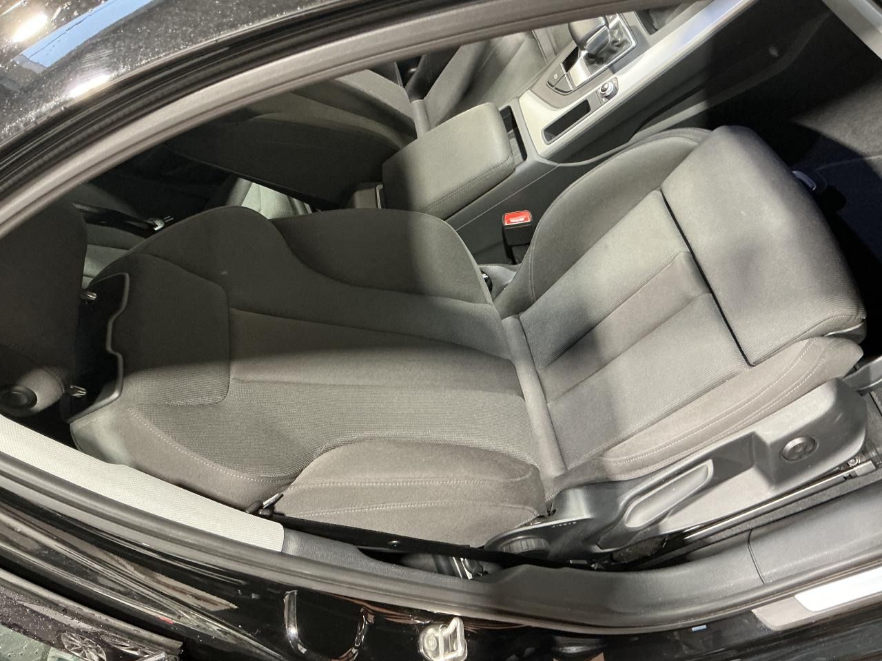 Fahrzeugabbildung Audi A4 Avant 35 TDI S tronic S line AHK|ACC|LED|Navi