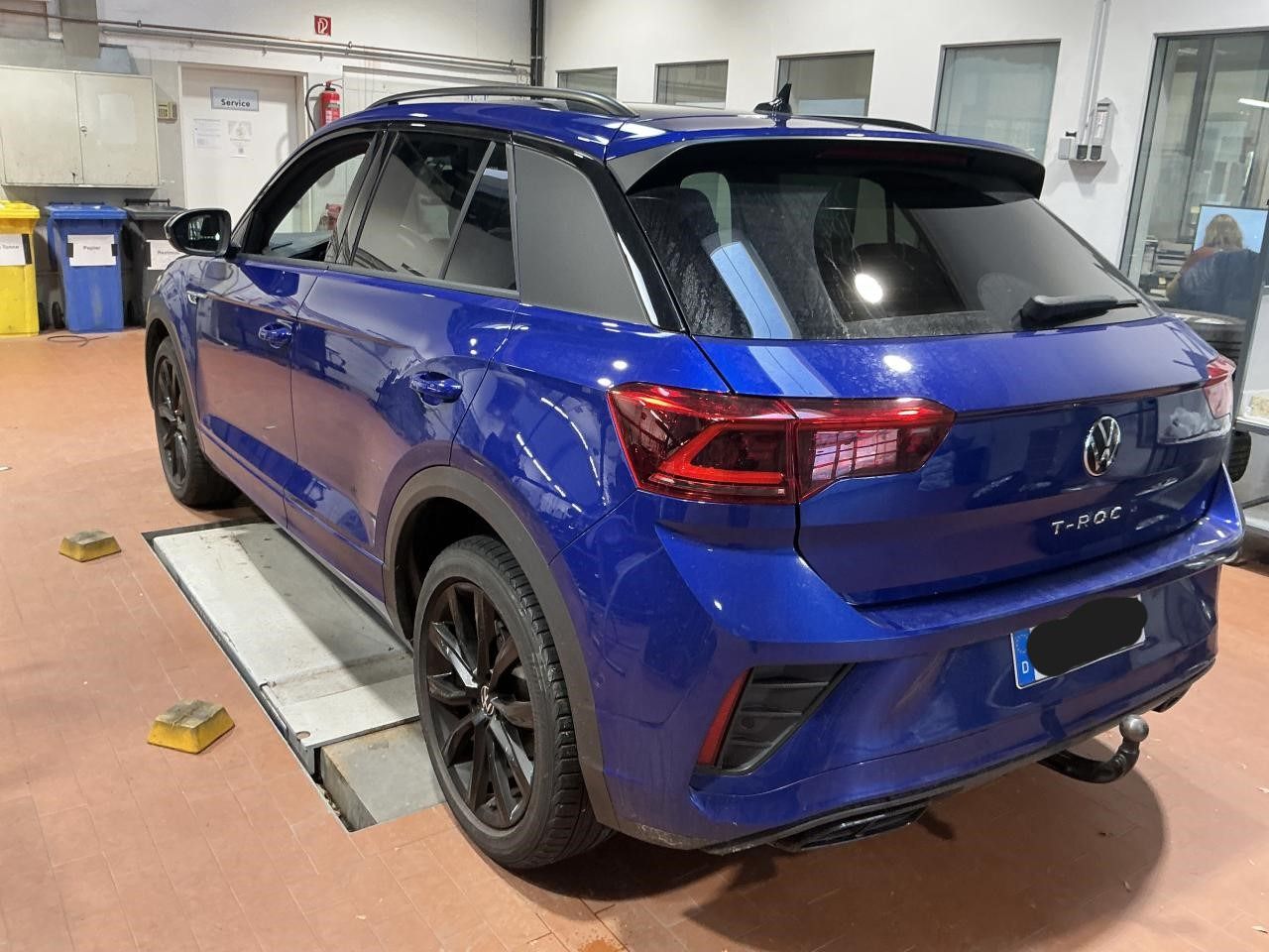 Fahrzeugabbildung Volkswagen T-Roc 2.0 TDI DSG R-Line IQ.Light|Matrix|CarPlay