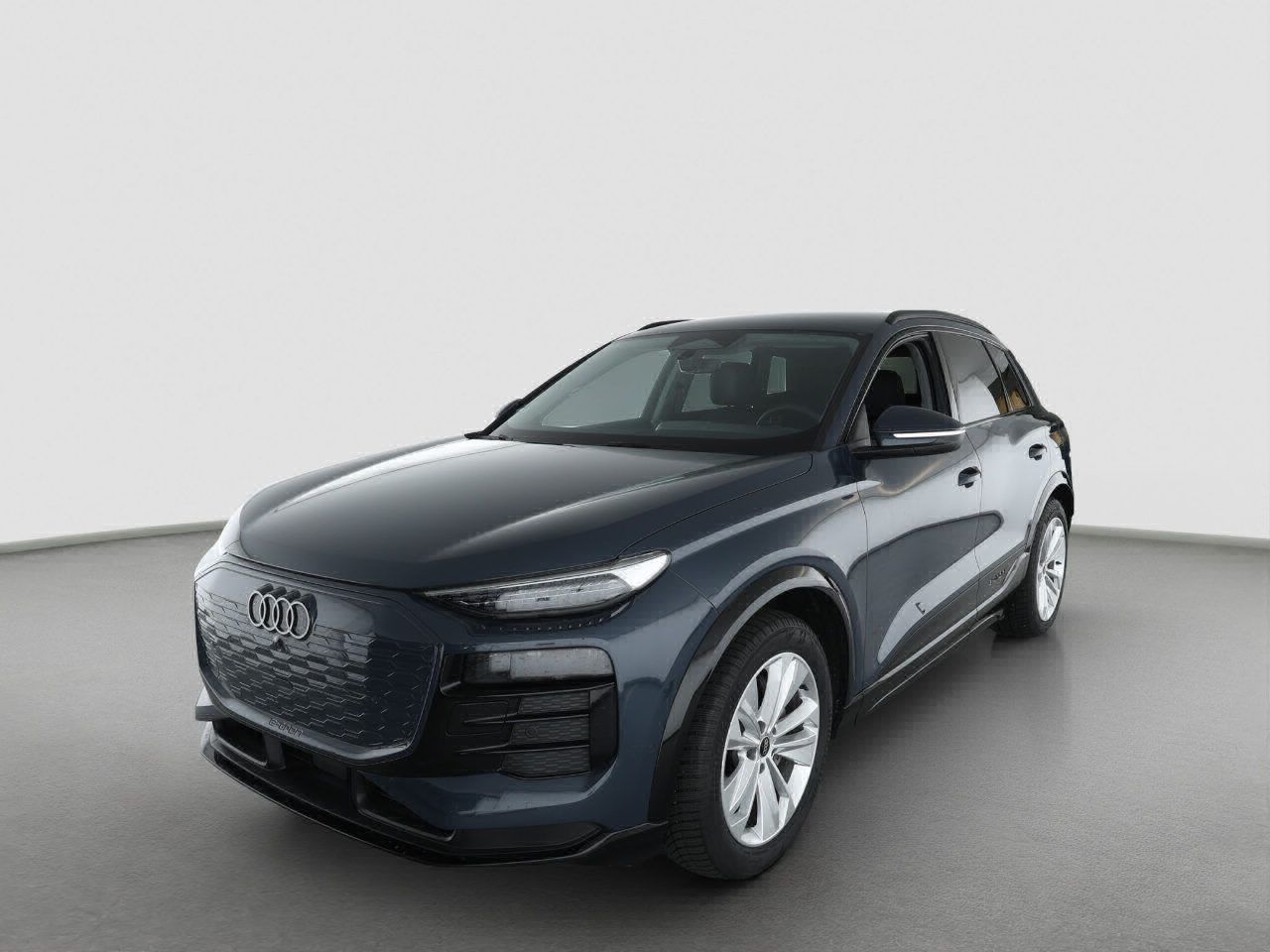 Fahrzeugabbildung Audi Q6 e-tron performance AHK|Standhzg|4xSHZG|ACC