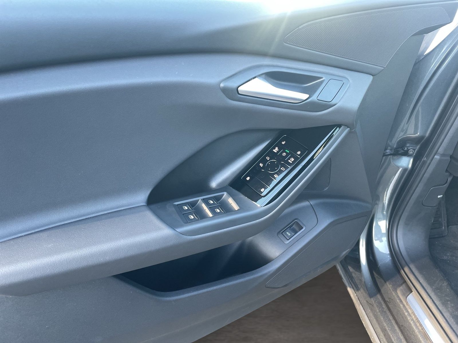 Fahrzeugabbildung Audi Q6 e-tron S-Line Standhzg|4xSHZG|ACC|LED|Kamera