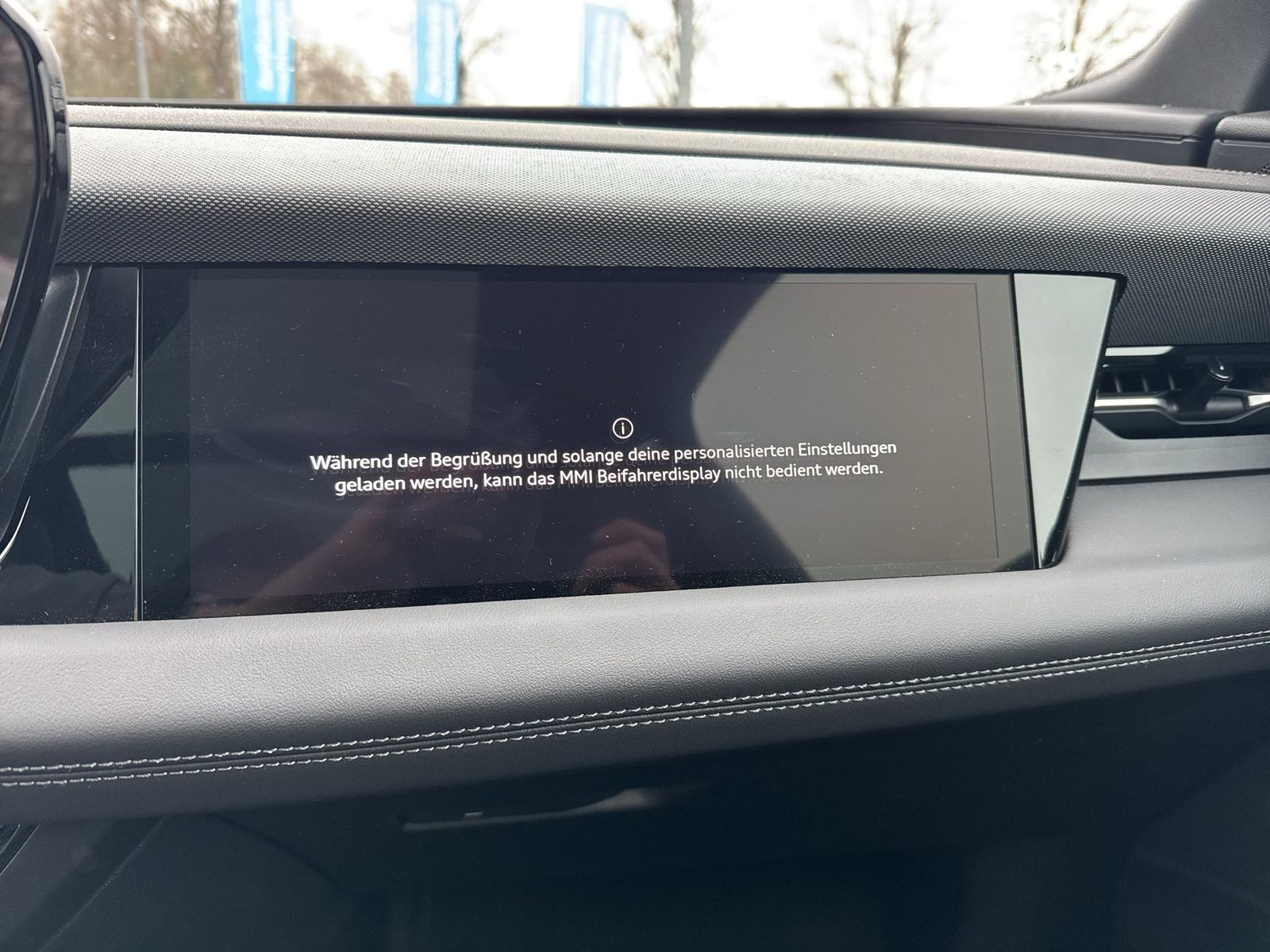 Fahrzeugabbildung Audi Q6 e-tron edition one S-Line Pano|Standhzg|ACC