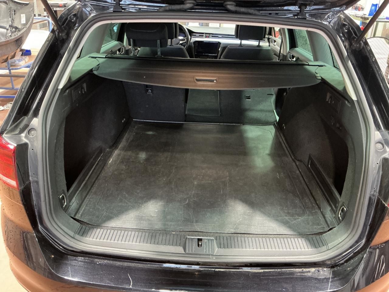 Fahrzeug autohaus mense Fahrzeugabbildung Volkswagen Passat Variant 2.0 TDI DSG Business CarPlay|AHK