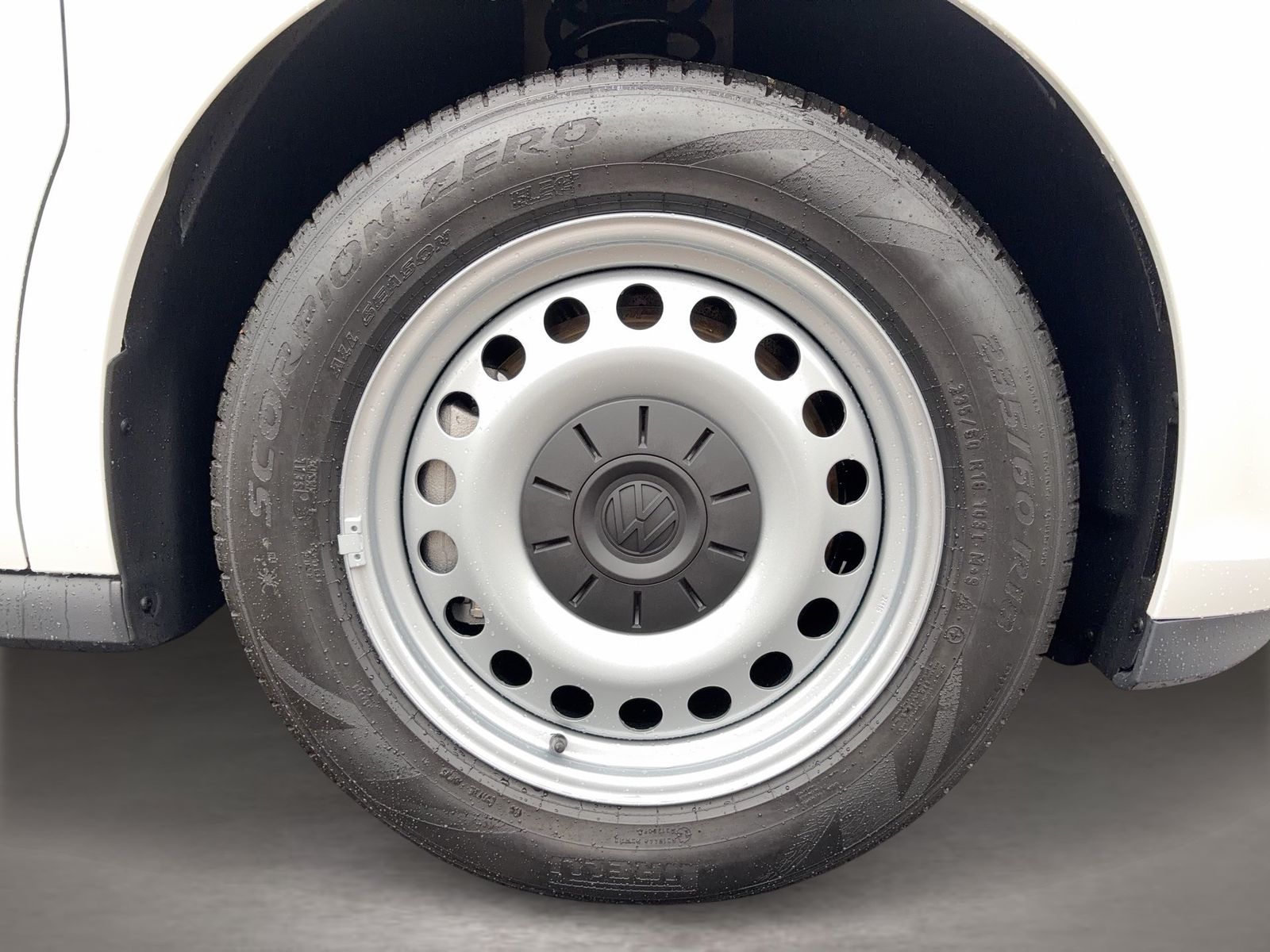 Fahrzeugabbildung Volkswagen ID. Buzz Cargo Pure 59 kWh Automatikgetriebe