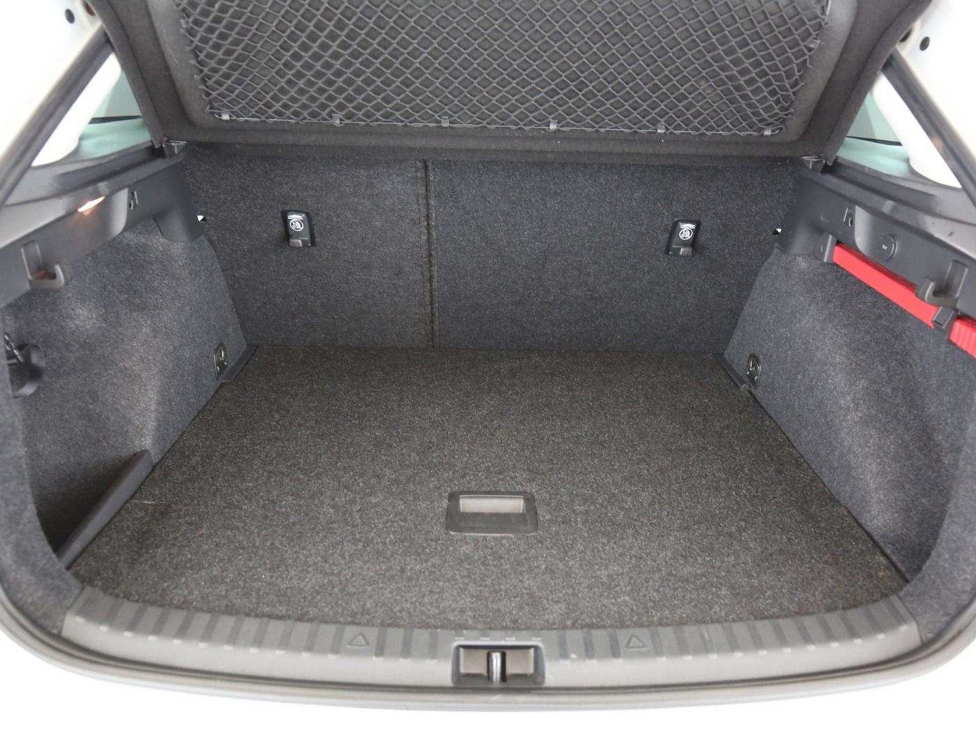 Fahrzeugabbildung SKODA Scala 1.0 TSI Ambition LED|KeyLess|KlimaA|PDC|LM