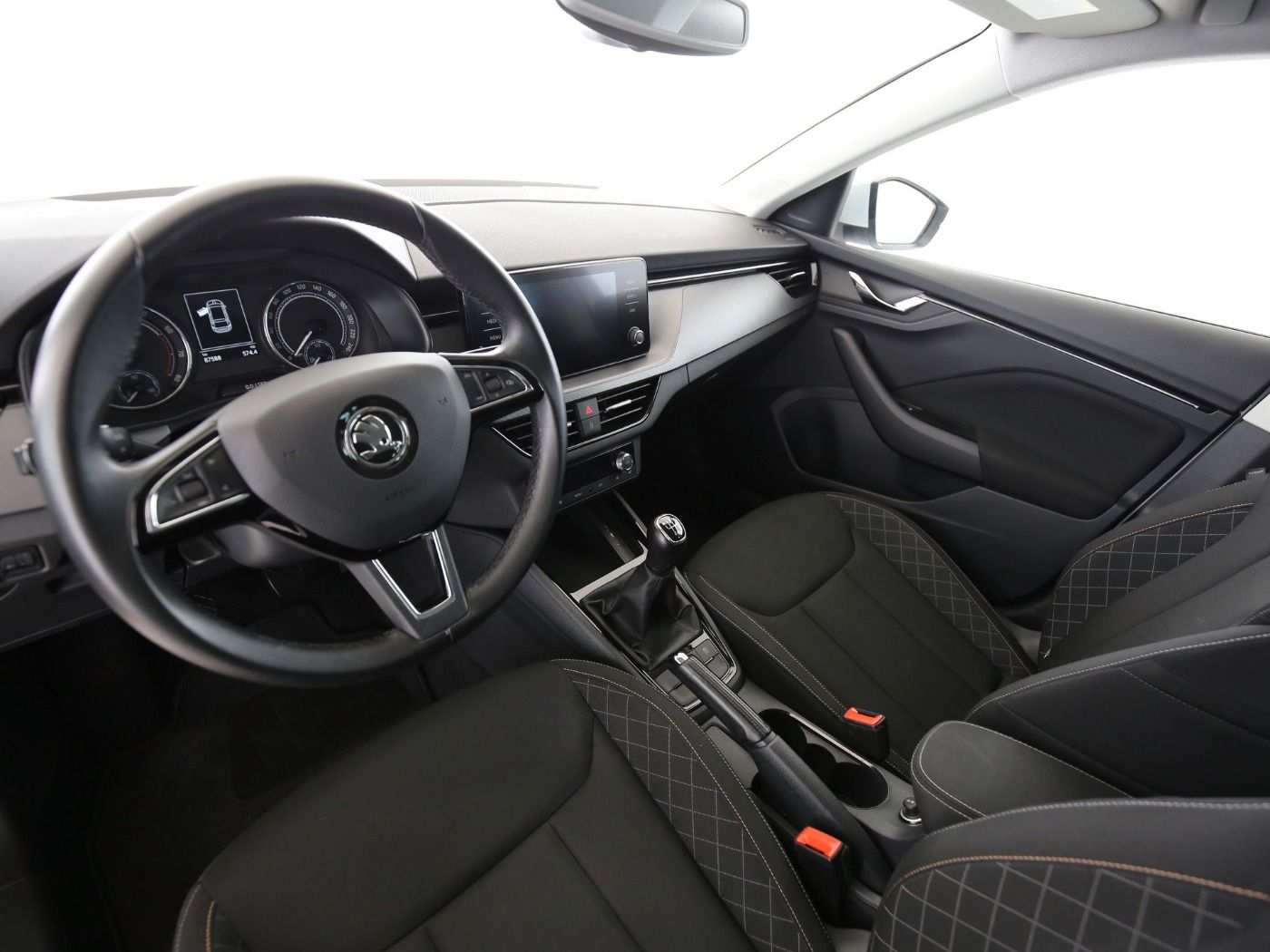 Fahrzeugabbildung SKODA Scala 1.0 TSI Ambition LED|KeyLess|KlimaA|PDC|LM