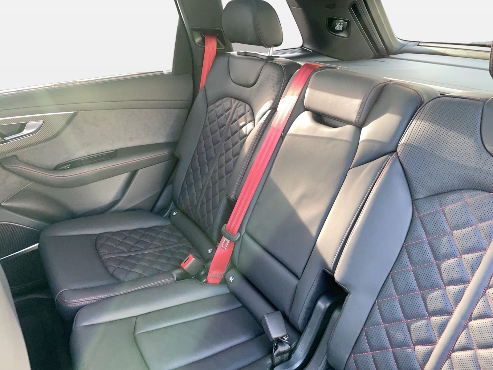 Fahrzeugabbildung Audi Q7 SUV S line 50 TDI quattro 210 kW tiptronic